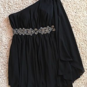 Formal one shoulder dress